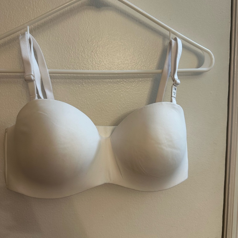 Victoria's Secret White Strapless Bra